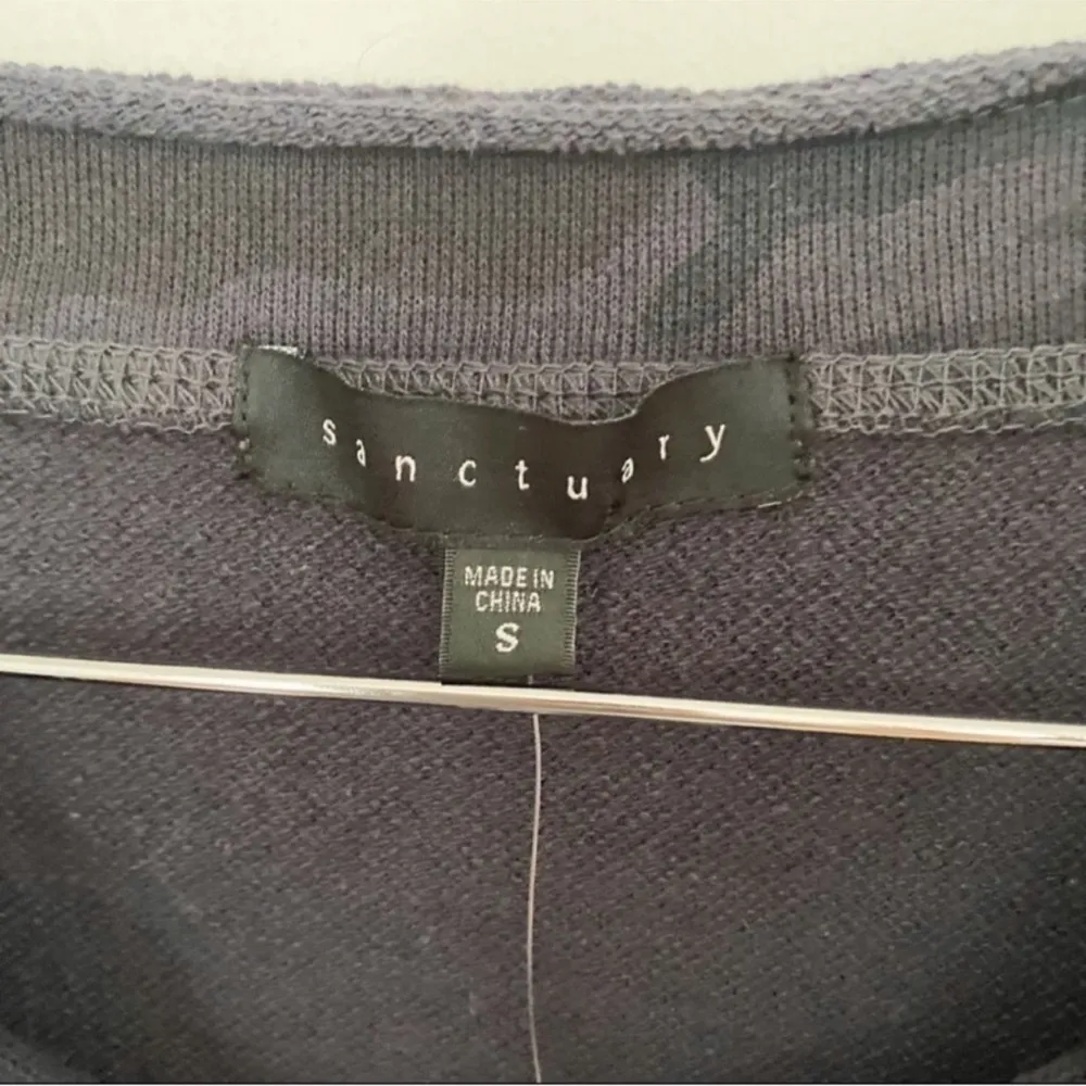 Sanctuary Blue Camo Lightweight Sweatshirt Lace up Neck Pullover Size Small New - Image 8