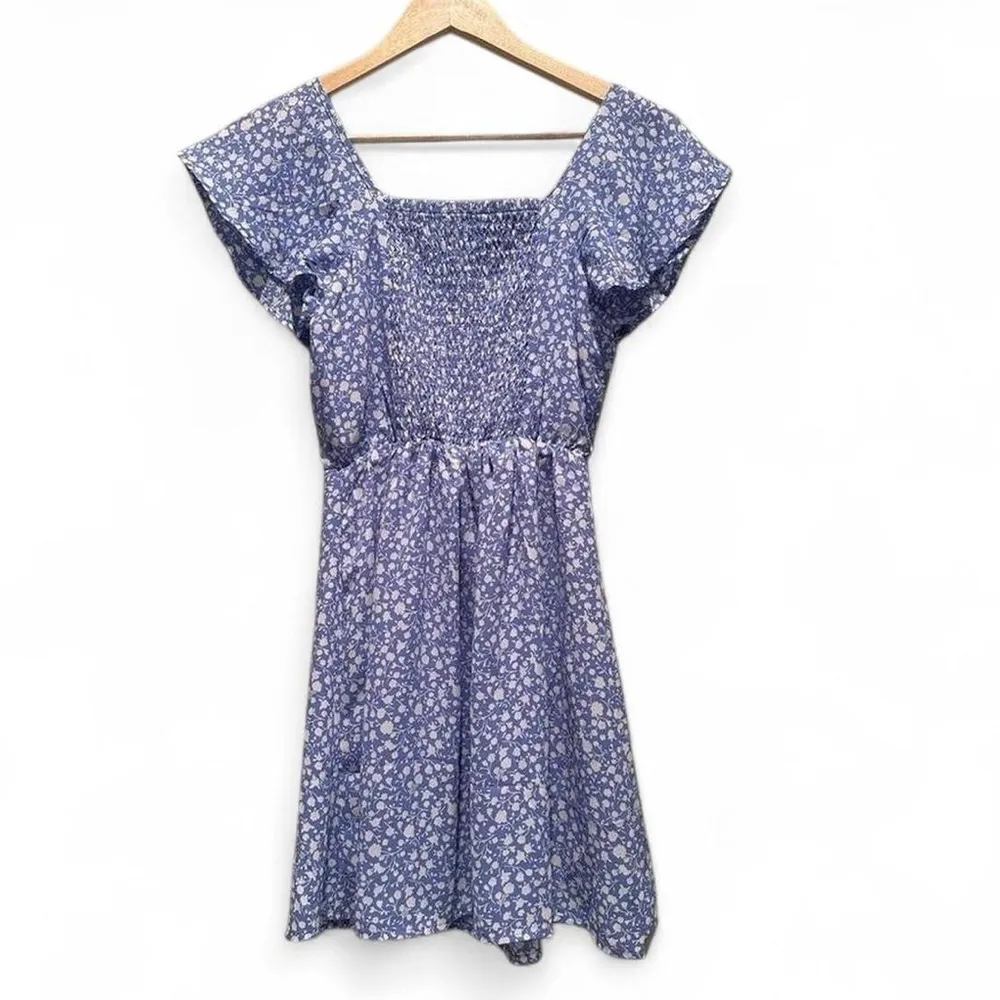 Sienna Sky Blue‎ White Floral Mini Dress Size XS Flutter Sleeves Buttons Summer - Image 2
