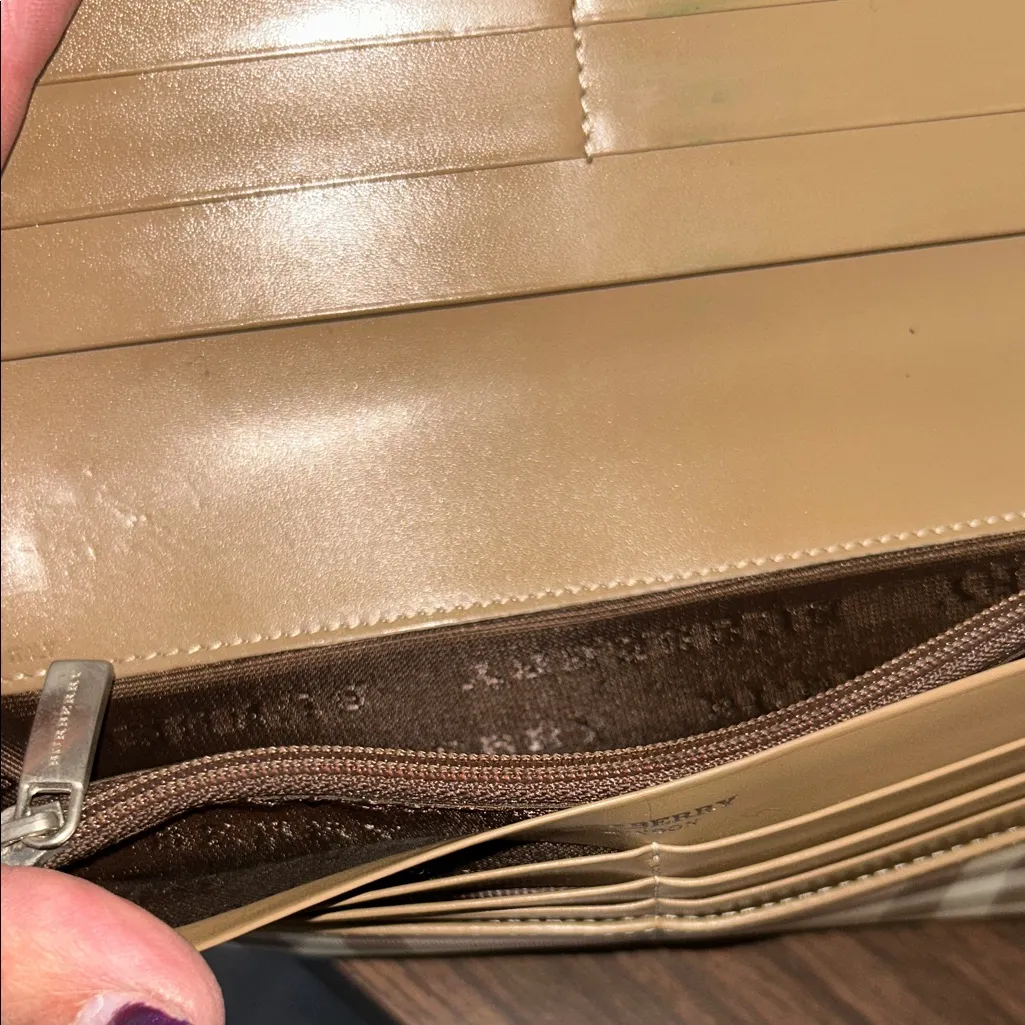 Burberry Beige and Brown Plaid Clutch - Image 5