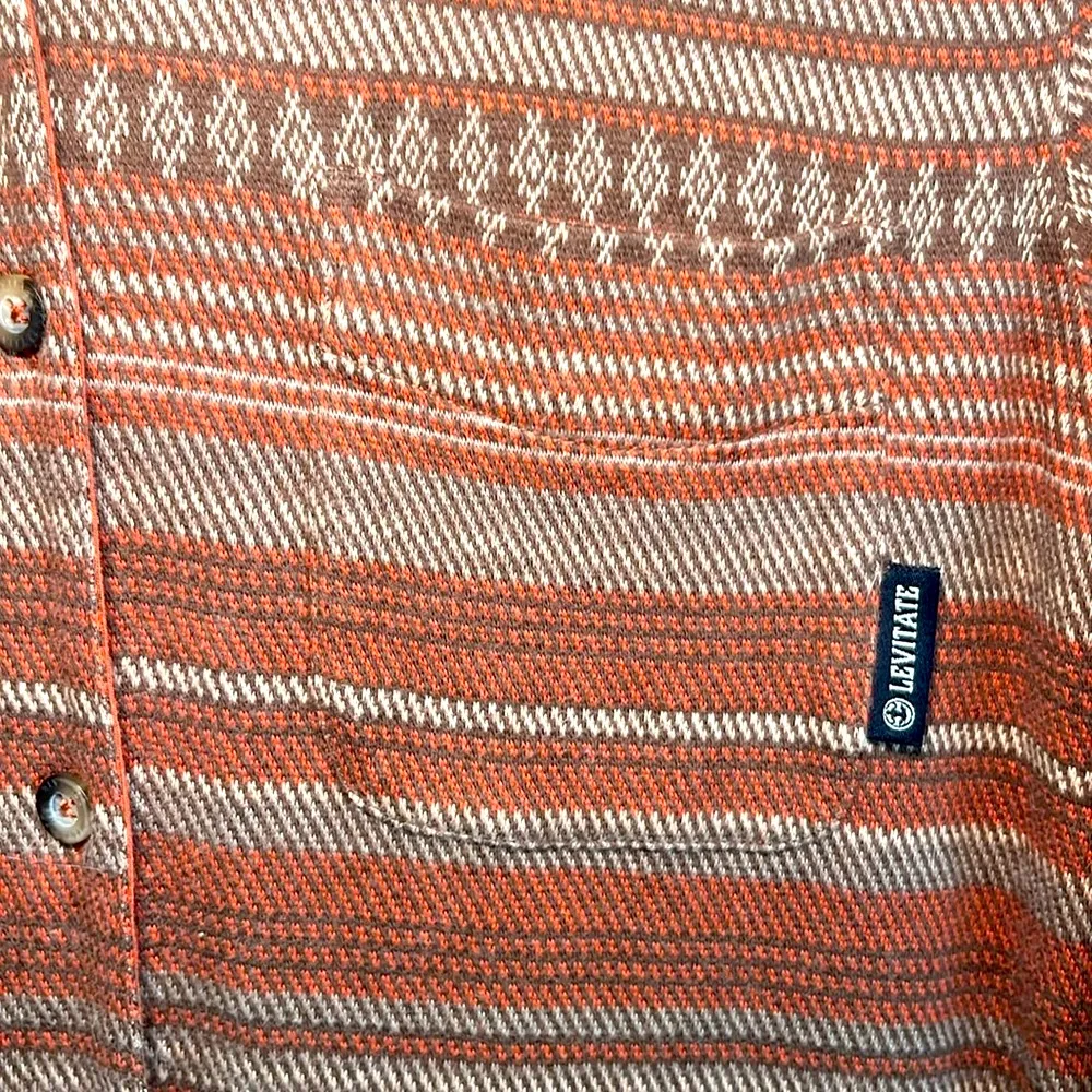 Levitate Aztec Striped Flannel Cotton Shirt Brown Tan Rust Size Large - Image 2