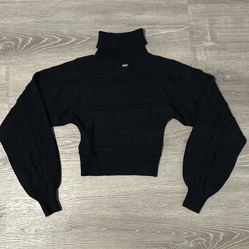 Guess Women’s‎ Zaila Braided Turtleneck Long Sleeve Crop Cozy Sweater Top Sz XS - Image 5