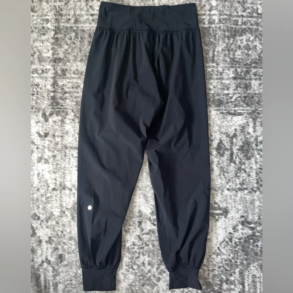 Lululemon Sun Setter Jogger (28") - Image 2