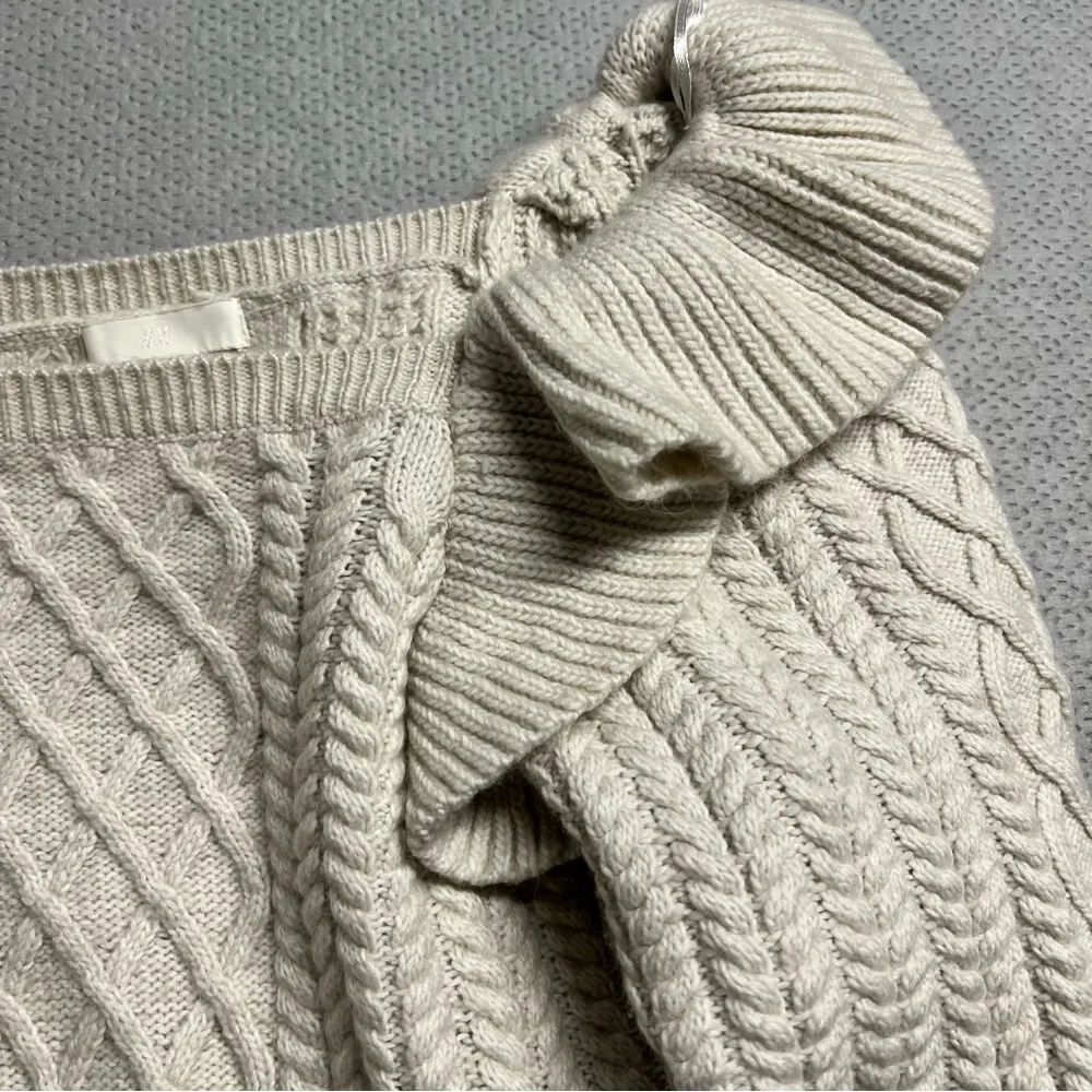 cable Knit Cream Ivory Chunky Ruffle Square Neck Wool Blend Sweater Small - Image 2