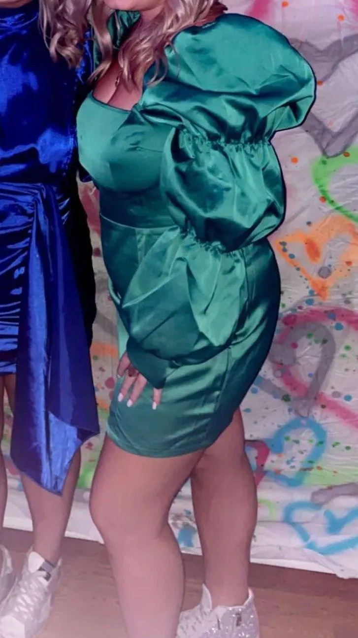 Green puff sleeve dress - Image 2