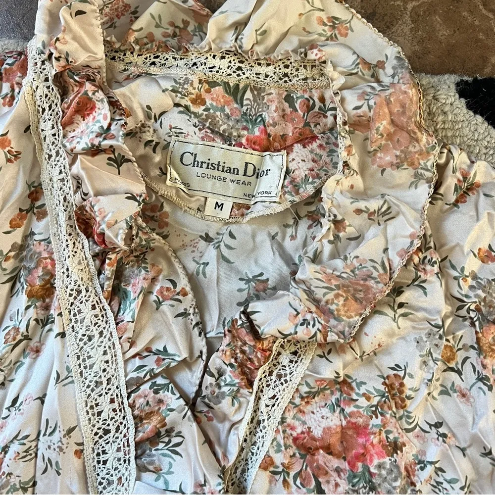 Vintage  Floral Robe 💕 - Image 10