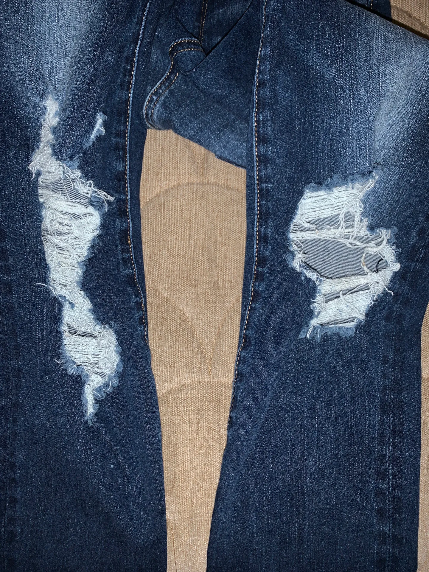 American Eagle Outfitters Ripped Jeans - Image 2