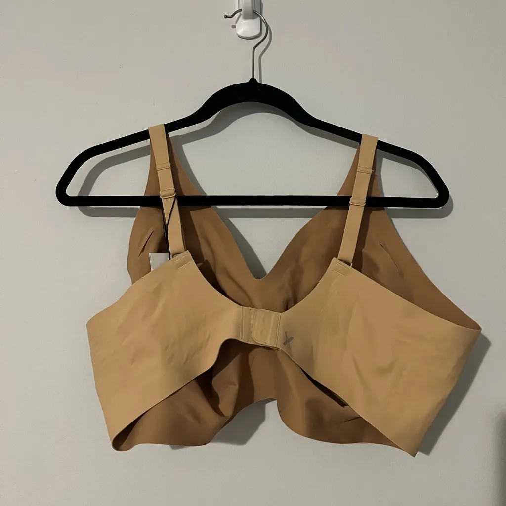 NWT Knix Revolution VNeck Bra‎ Size 4XL Color Warm Sand - Image 3