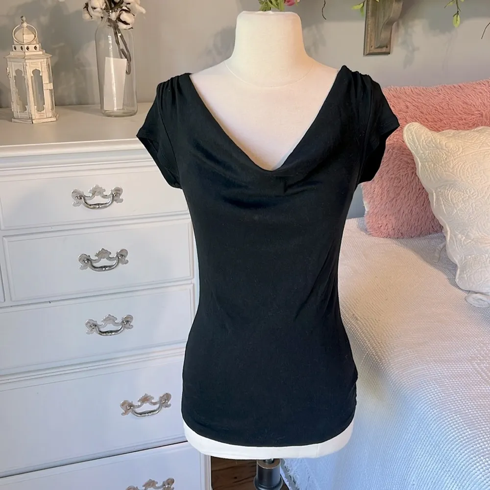 Express Sexy Basic Black Top Drape Neck Short Sleeve Cotton Womens Small - Image 3