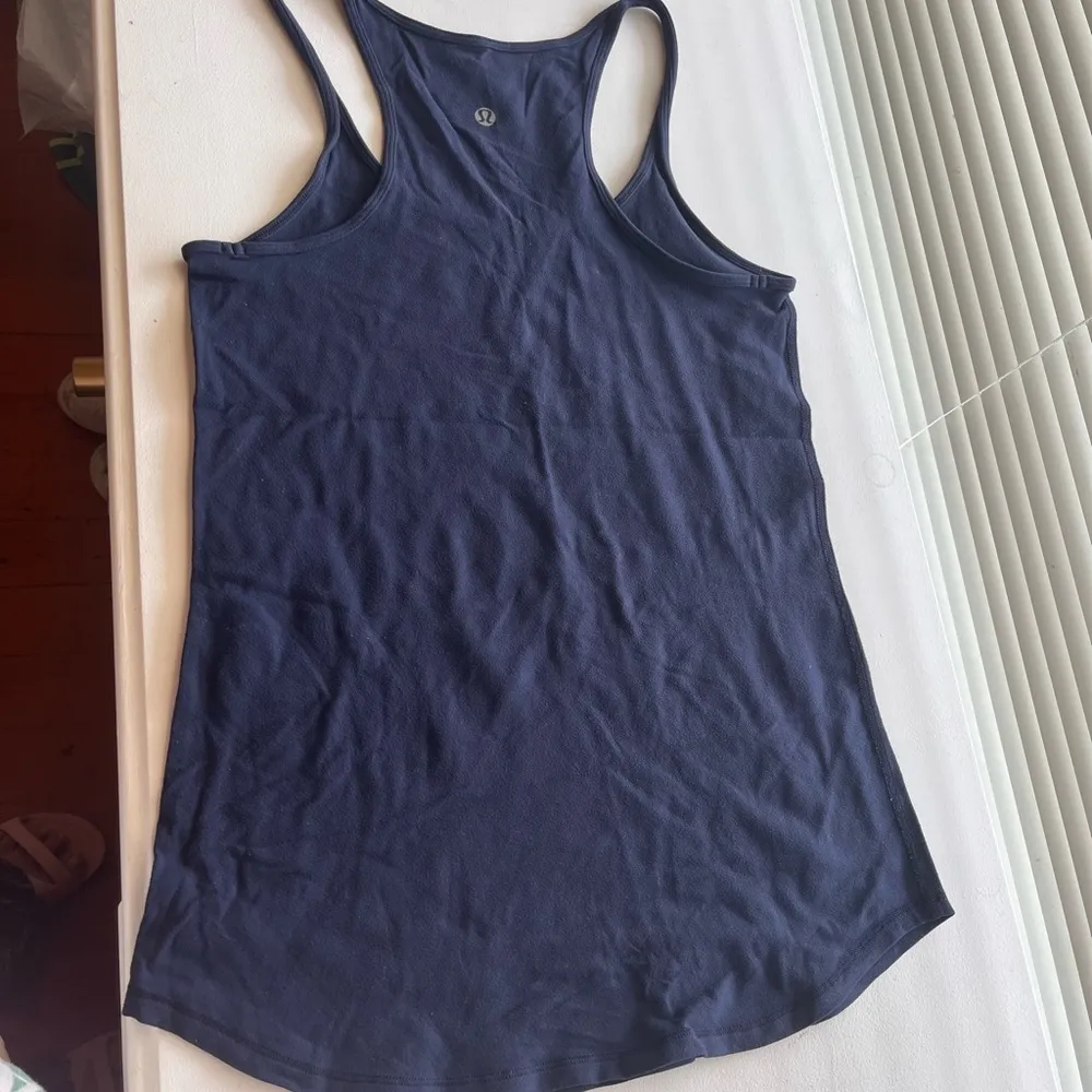 Lululemon Athletica Fitted Blue Tank Top - Image 5