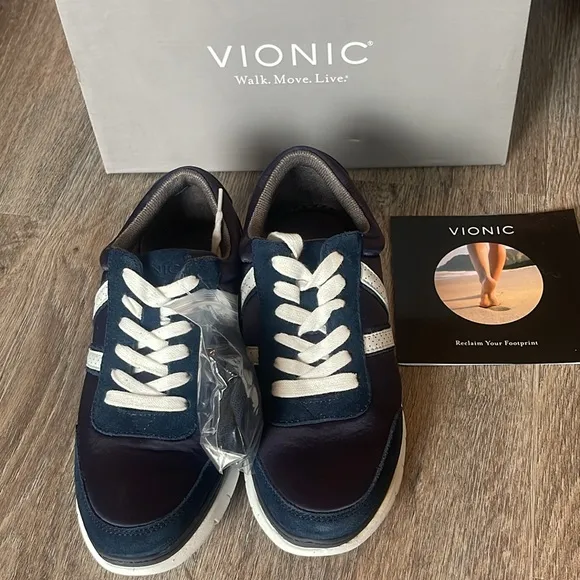 Vionic Fresh Nana Satin Navy Sneaker Size 6 Blue - Image 2