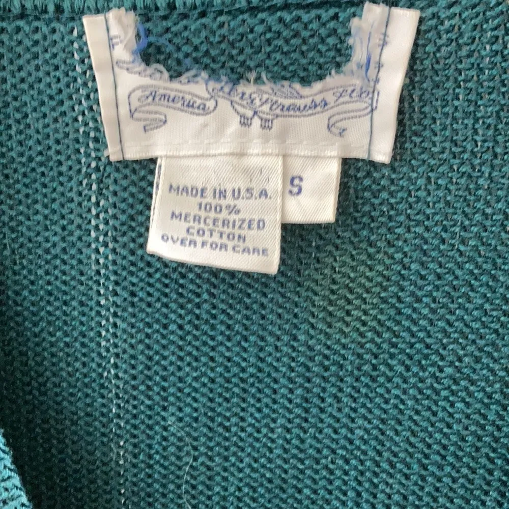 FINAL MARKDOWN Ladies Levi Strauss cardigan sweater small - Image 4