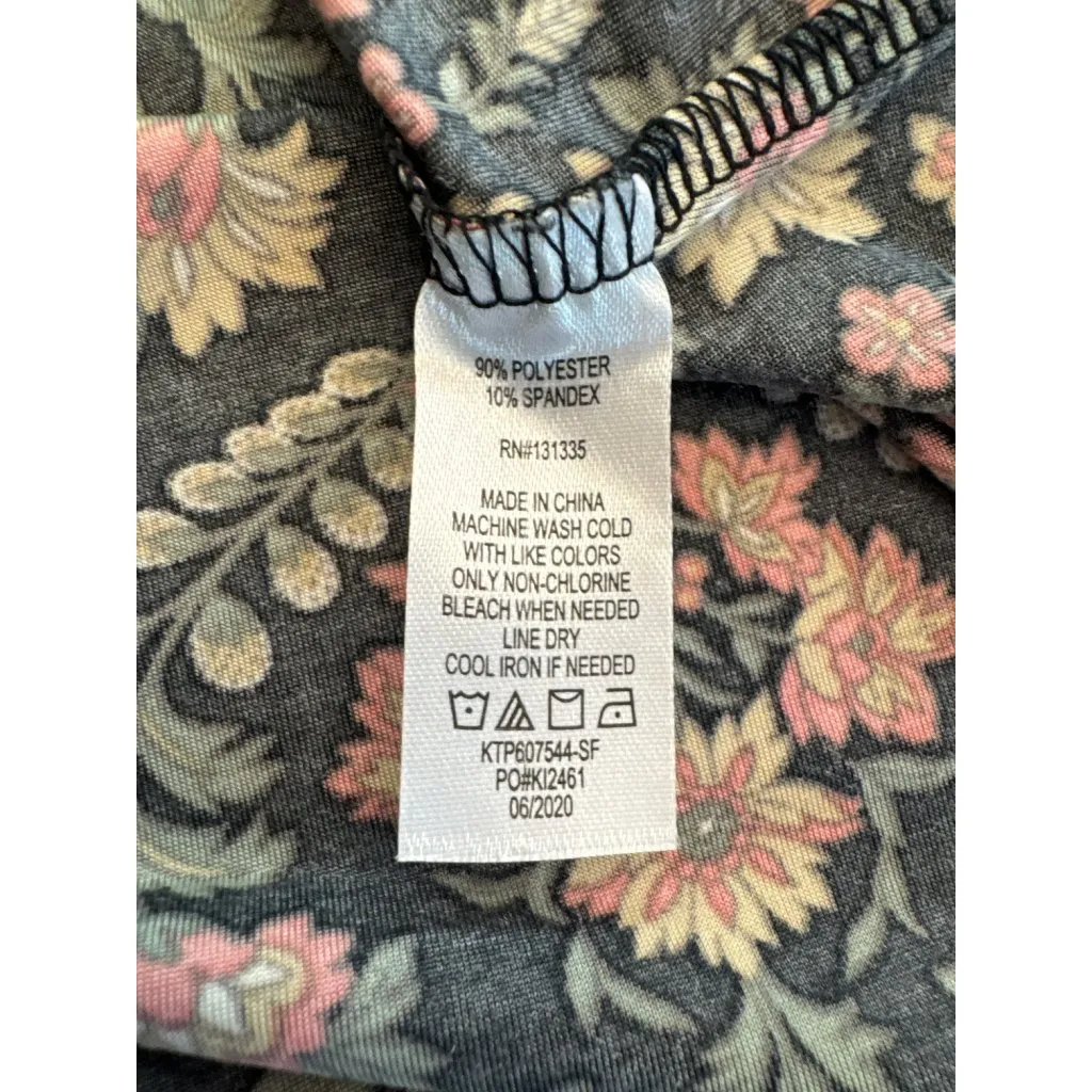 Nine Britton Black Floral Knit Flutter Sleeve Top Size Medium NWT Stitch Fix - Image 6