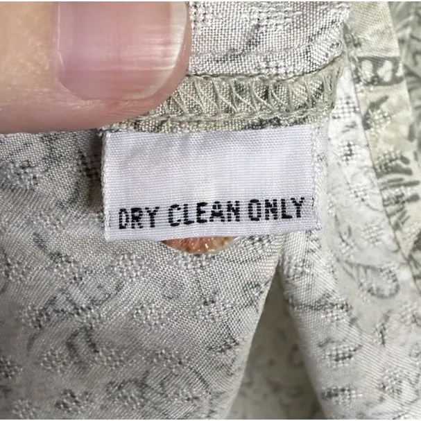 Tommy Bahama Womens Small Green Seashell Paisley Silk‎ Blouse Button Front Beach - Image 4