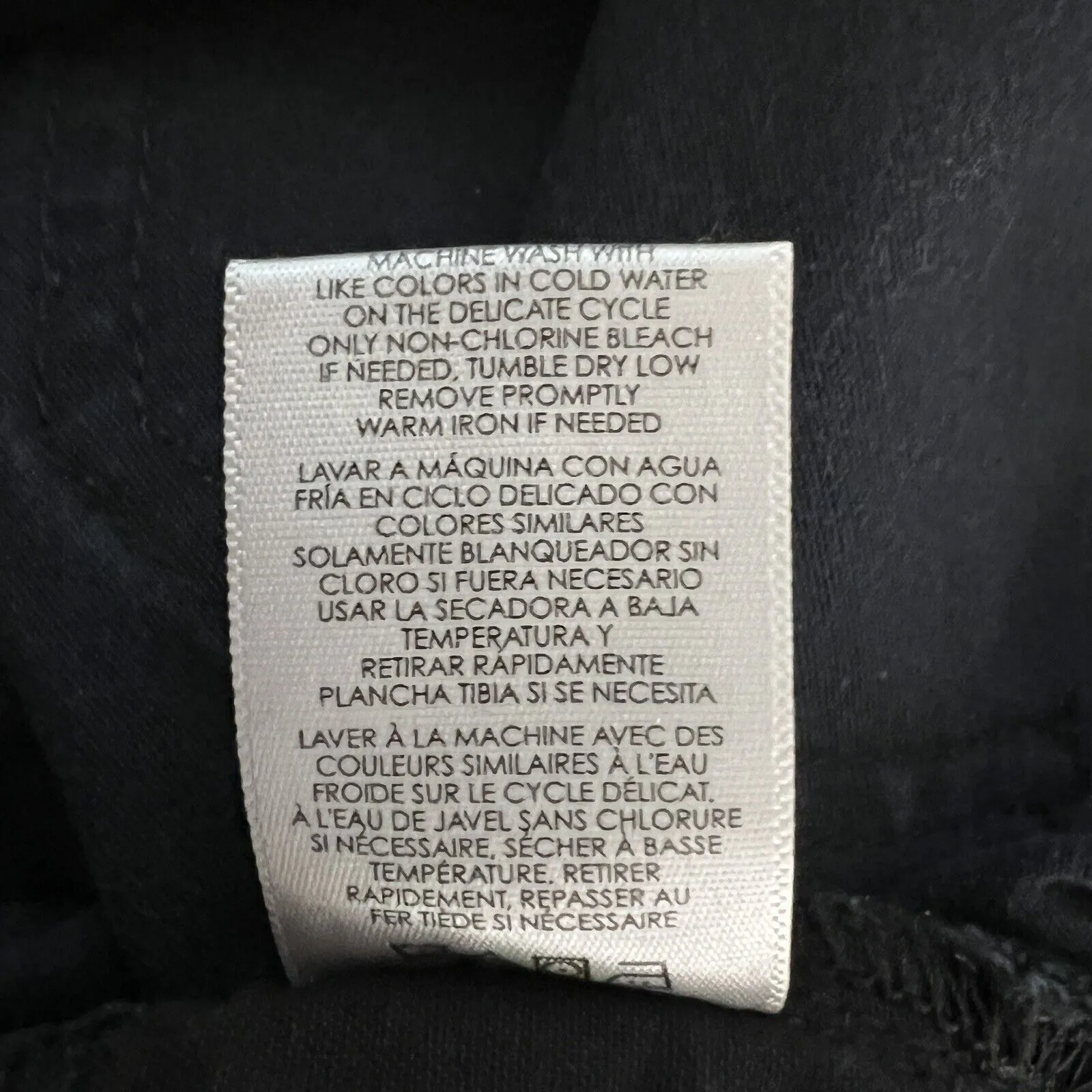 CAbi Jeans Women 4  Blue Lace Print Floral Skinny Jeans Dark Wash Updated Casual - Image 8