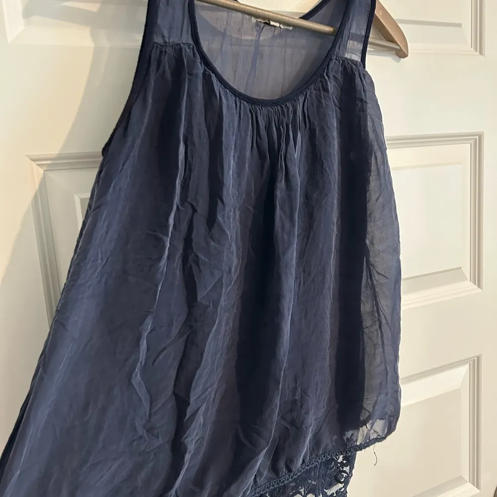 Prontomoda Giusy Silk Sleeveless Top Navy Blue Size S - Image 3