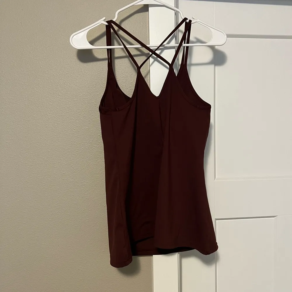 Old Navy  Maroon Fitted Backless Camisole - Image 3
