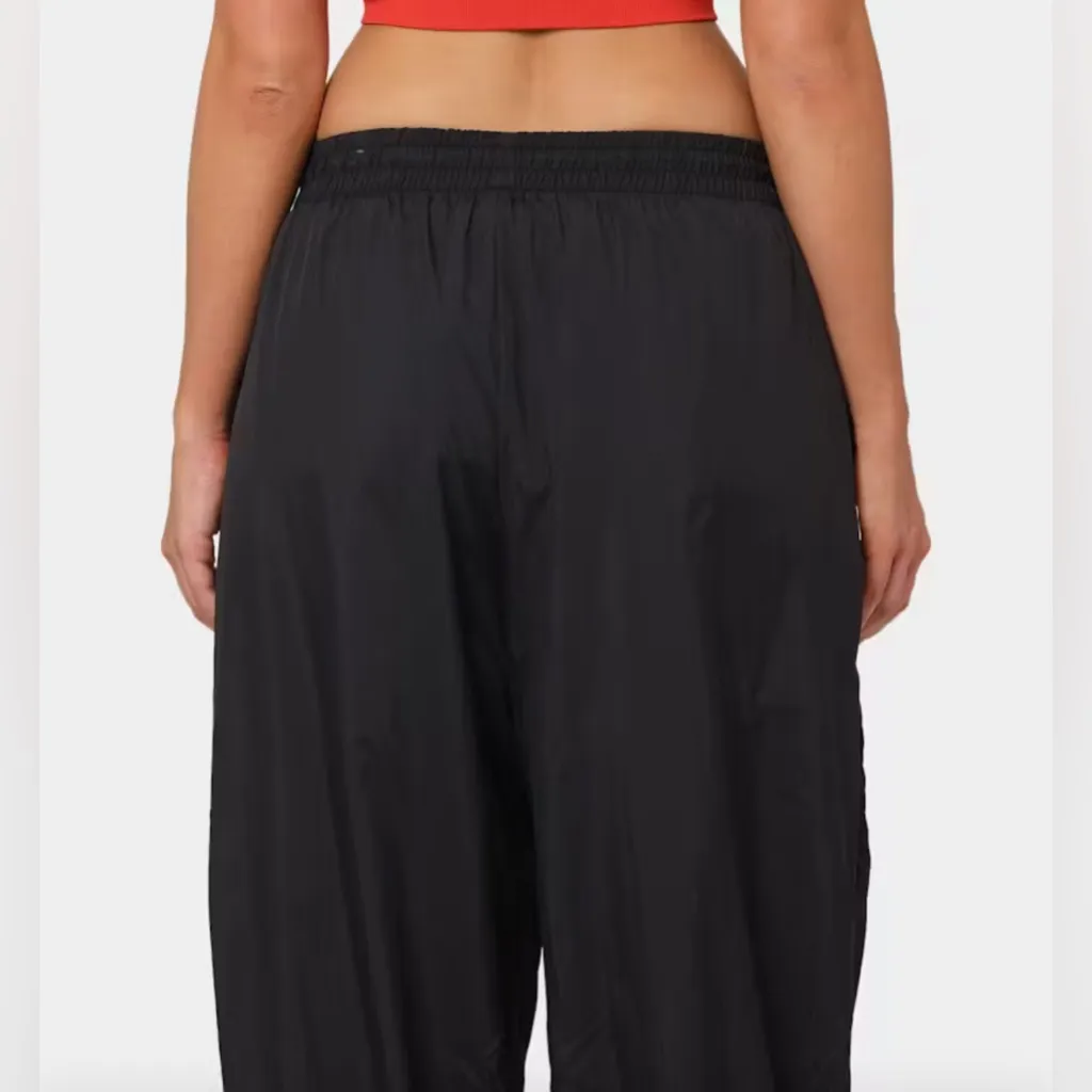 PUMA‎ Women's Infuse Woven Pants Size M - Image 6