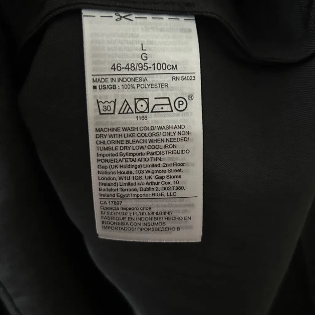 Banana Republic essential popover top sz L - Image 6