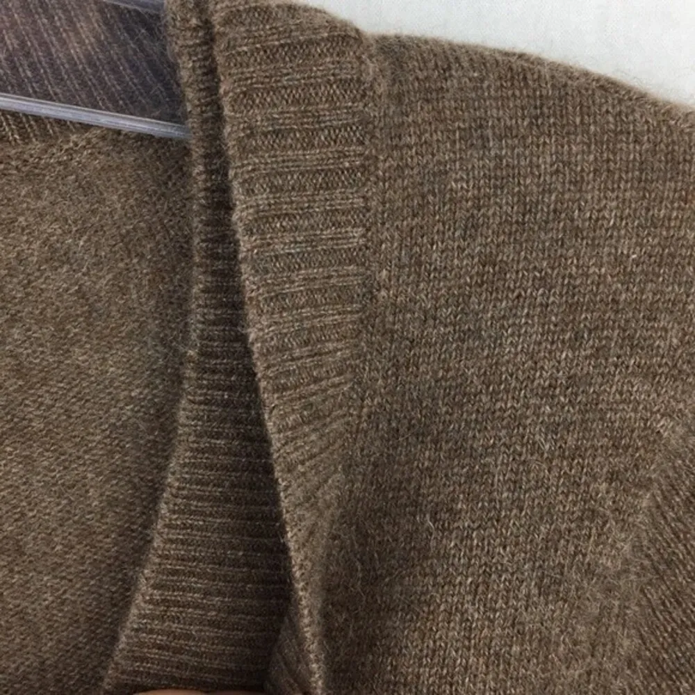 Peck & Peck Women's 100% Cashmere Brown Long Sleeve Sweater S - Image 5