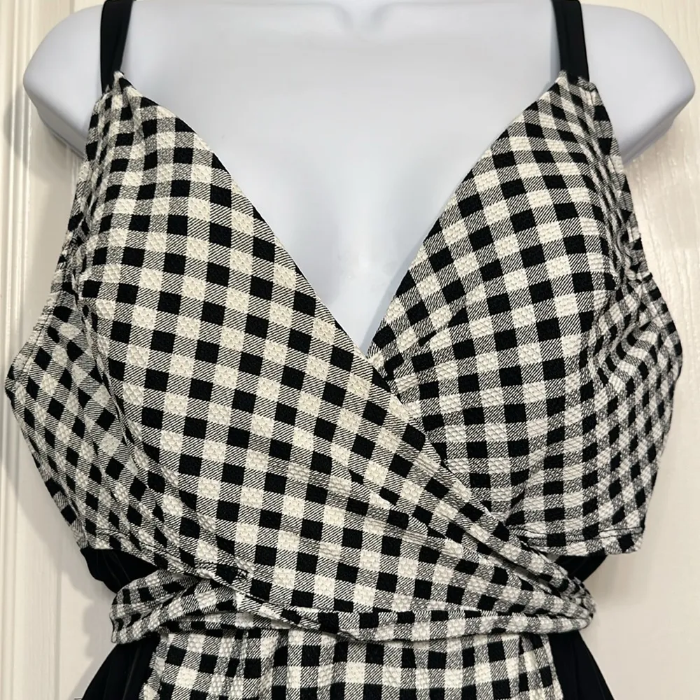 Plus Size Cacique SWIM Black White Gingham Tankini Swimsuit Size 18 EUC #1125 - Image 3