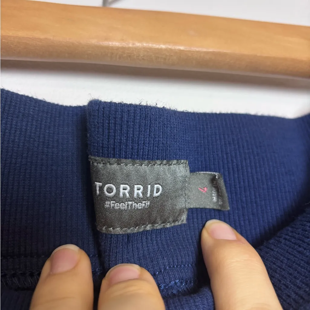 Torrid  Plus Size Navy Blue Pull On Skinny Stretch Poplin Mid-rise Joggers Pants - Image 6