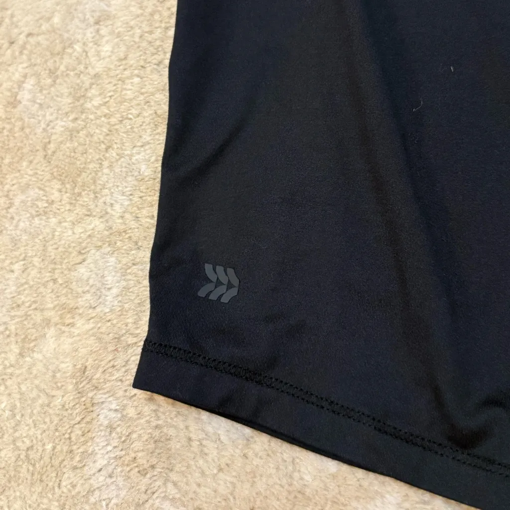 All in Motion Target black pocket elastic waistband shorts women’s size large - Image 6