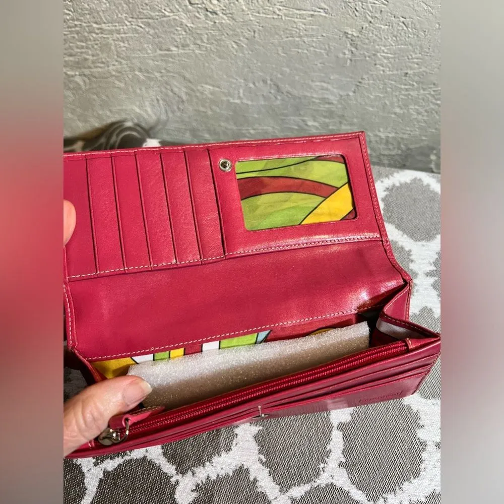 Nordstrom hot pink Leather wallet, NWOT, lots of room for everything! Great size - Image 8