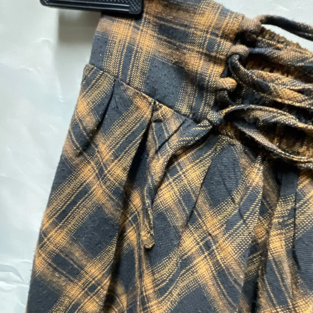 Vintage plaid midi lace front waist yolk back nubby raw linen look skirt. Black Size M - Image 3