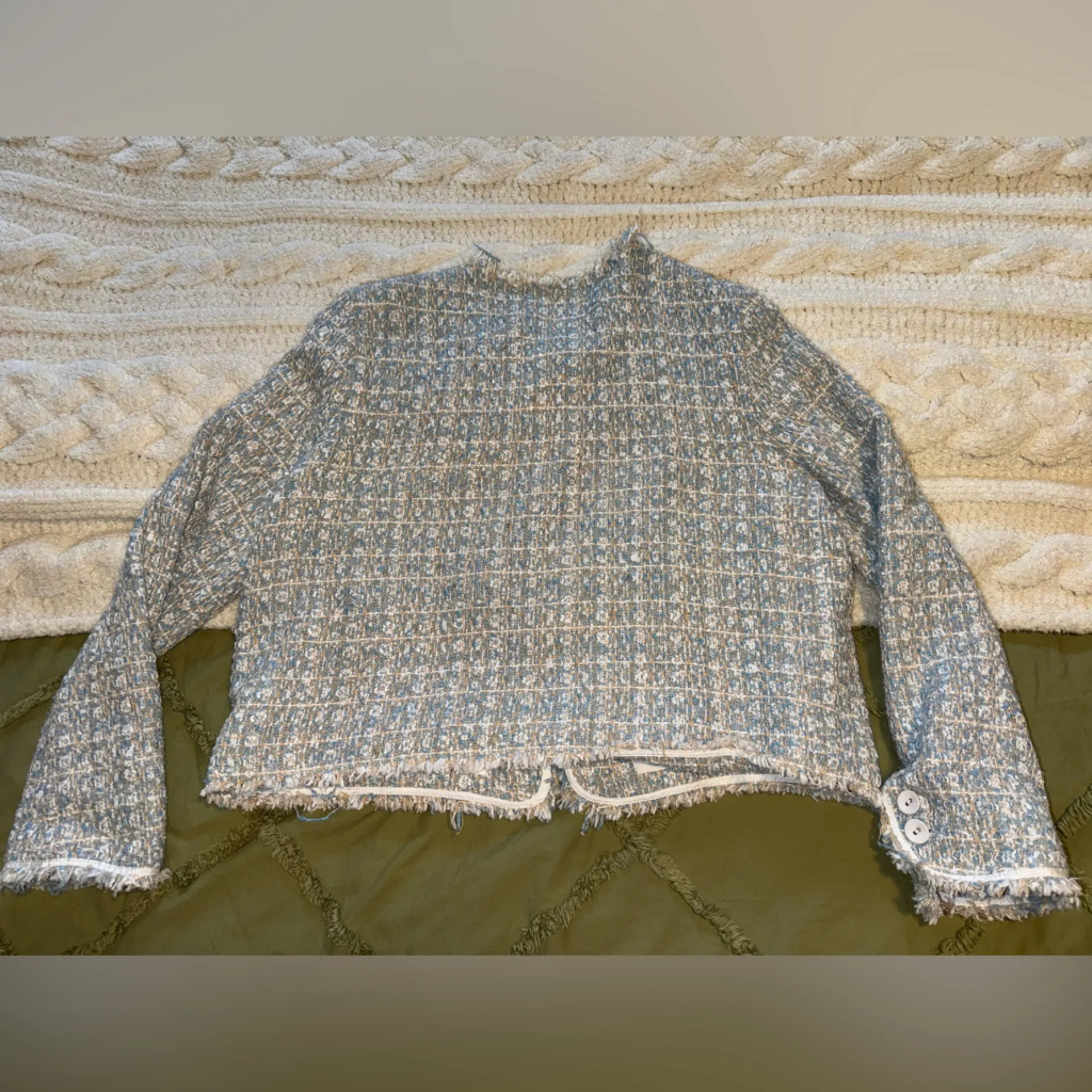 Olivaceous Blue and White Tweed Blazer - Image 3