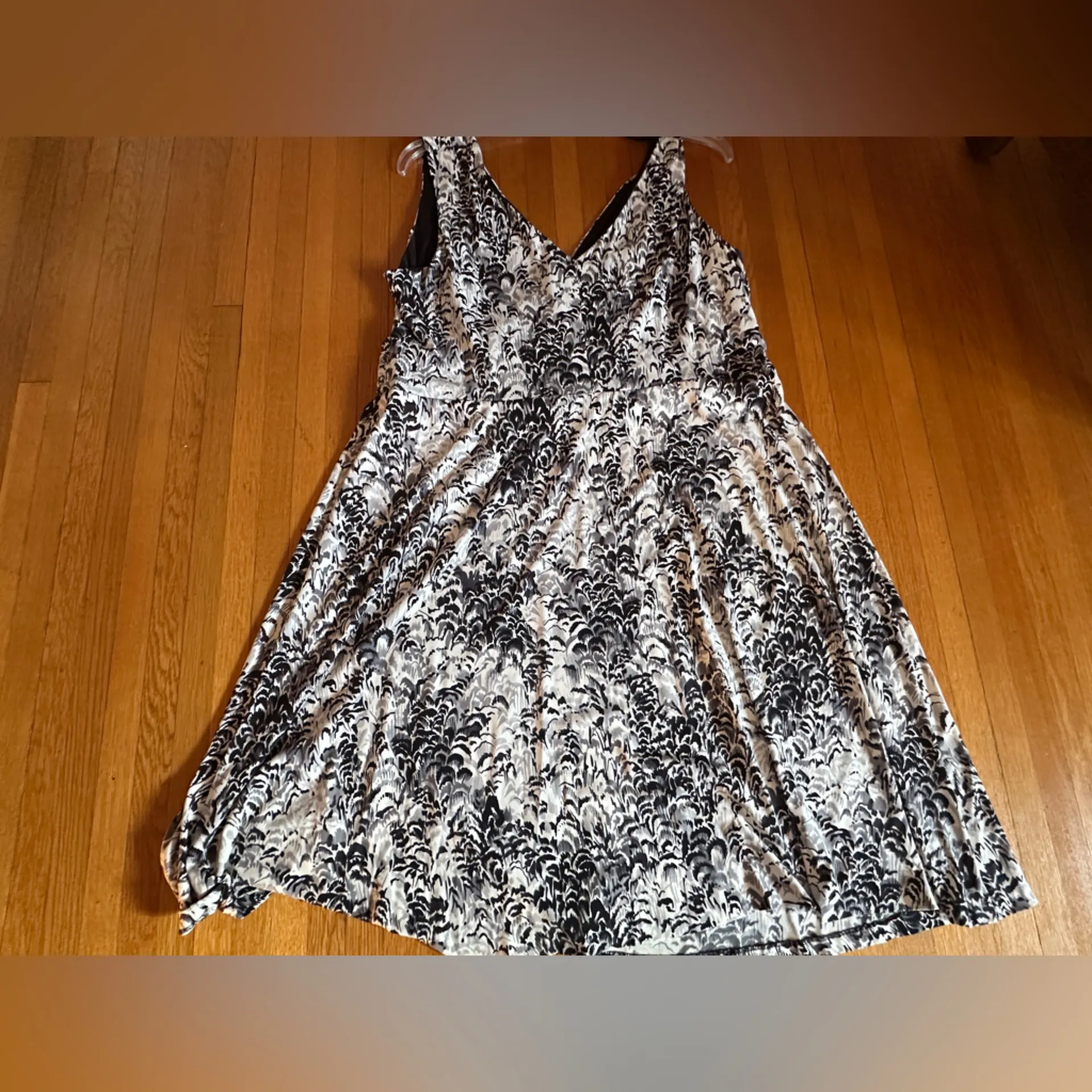 Donna Ricco Black and White Watercolor V-Neck Sleeveless Dress, Size 18W, NWOT - Image 7