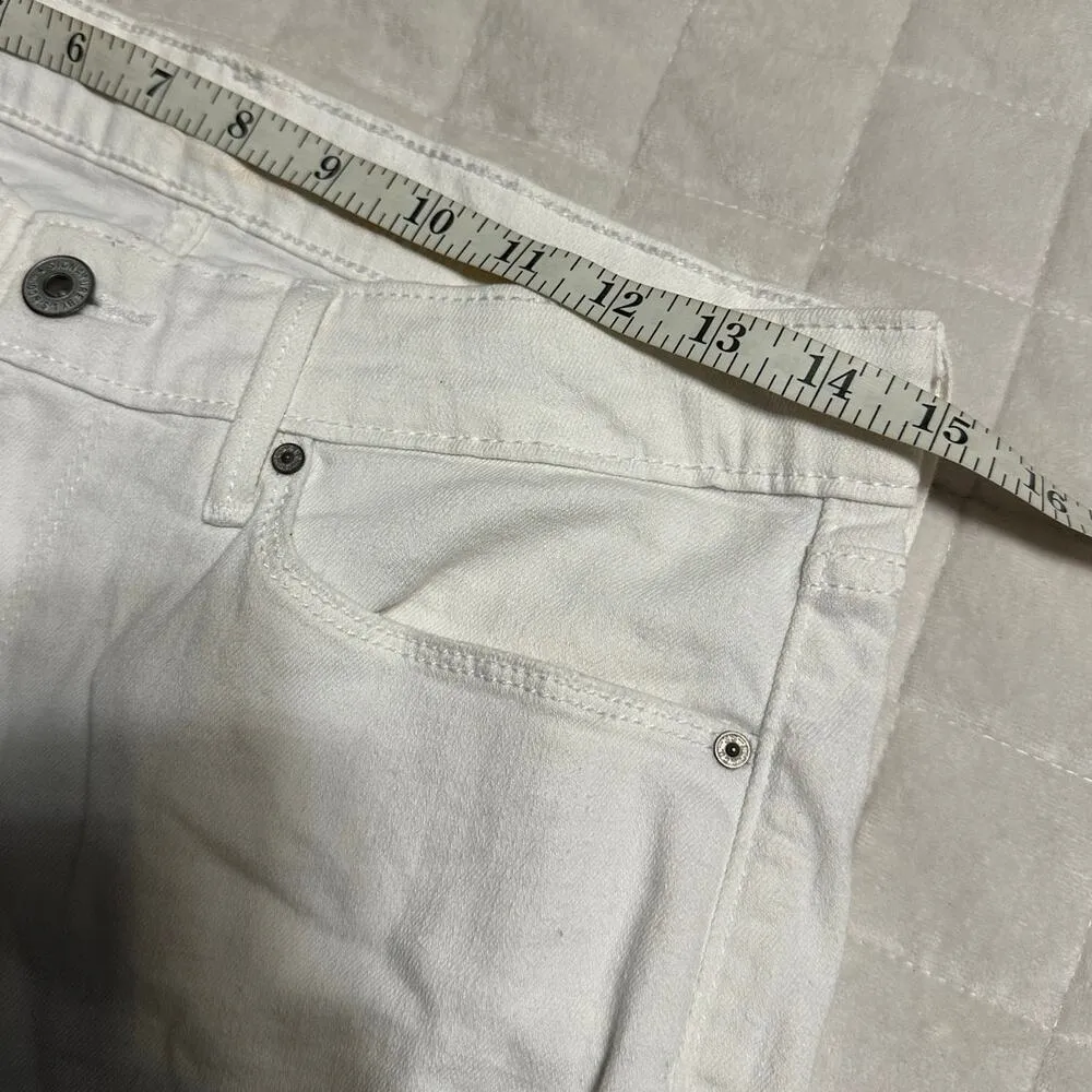 Levi's White Denim Shorts Jorts Cut Offs Raw Hem Women's Size 10 30 Stretch - Image 6