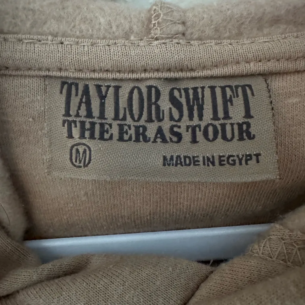 Taylor Swift The Eras Tour Pull Over Hoodie Official Merchandise Sz Medium - Image 5