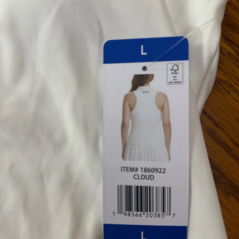 Tretorn ladies sleeveless polo with built-in bra nwt - Image 8