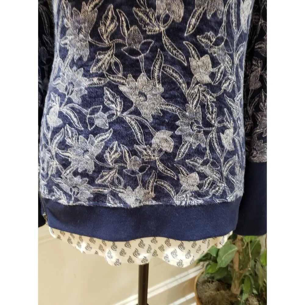 Max Jeans Women's Blue Floral Rayon Crew Neck Long Sleeve Sweater Size X-Small - Image 3