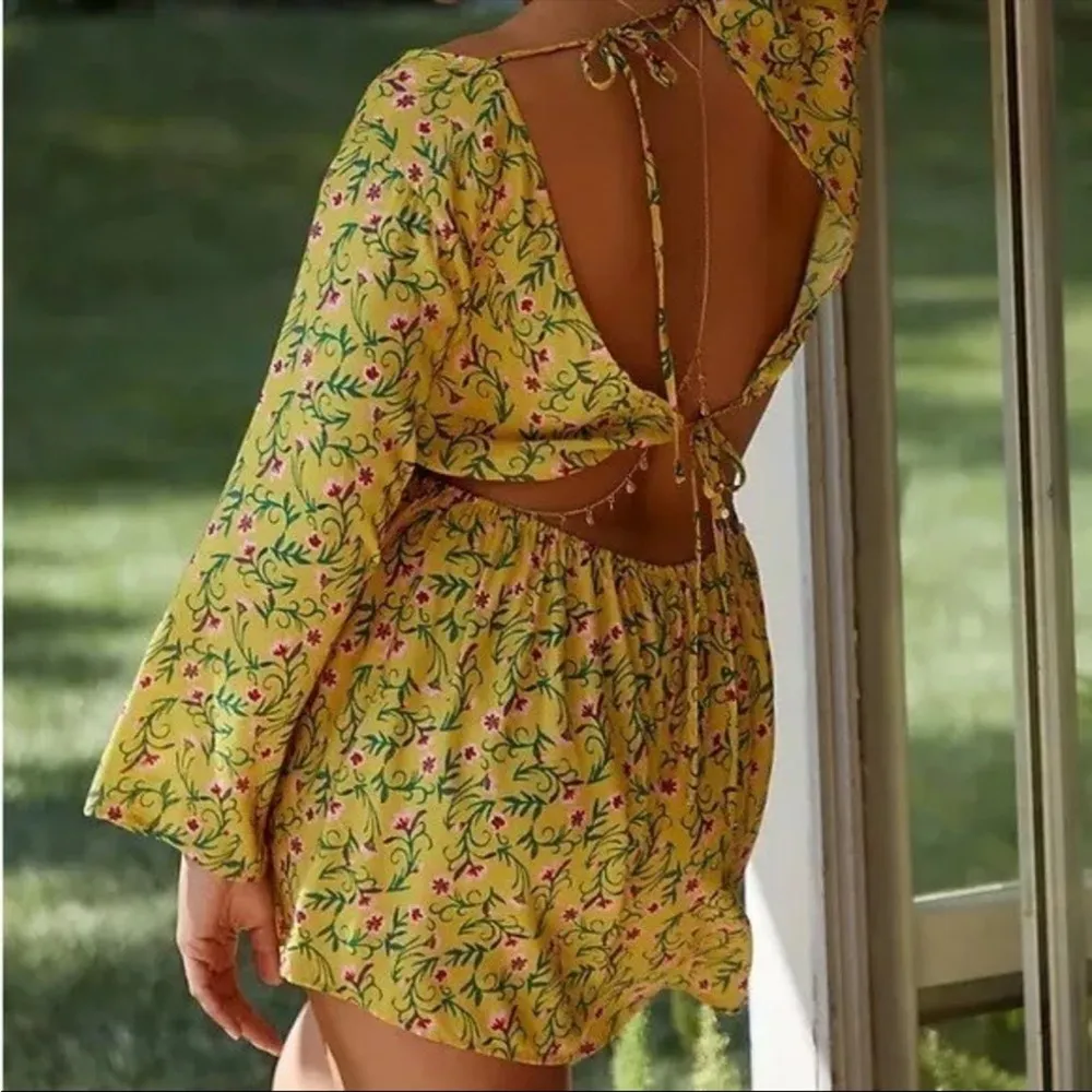 Anthropologie Magnolia Romper One Piece Long Sleeve Shorts Yellow Floral Size L - Image 7