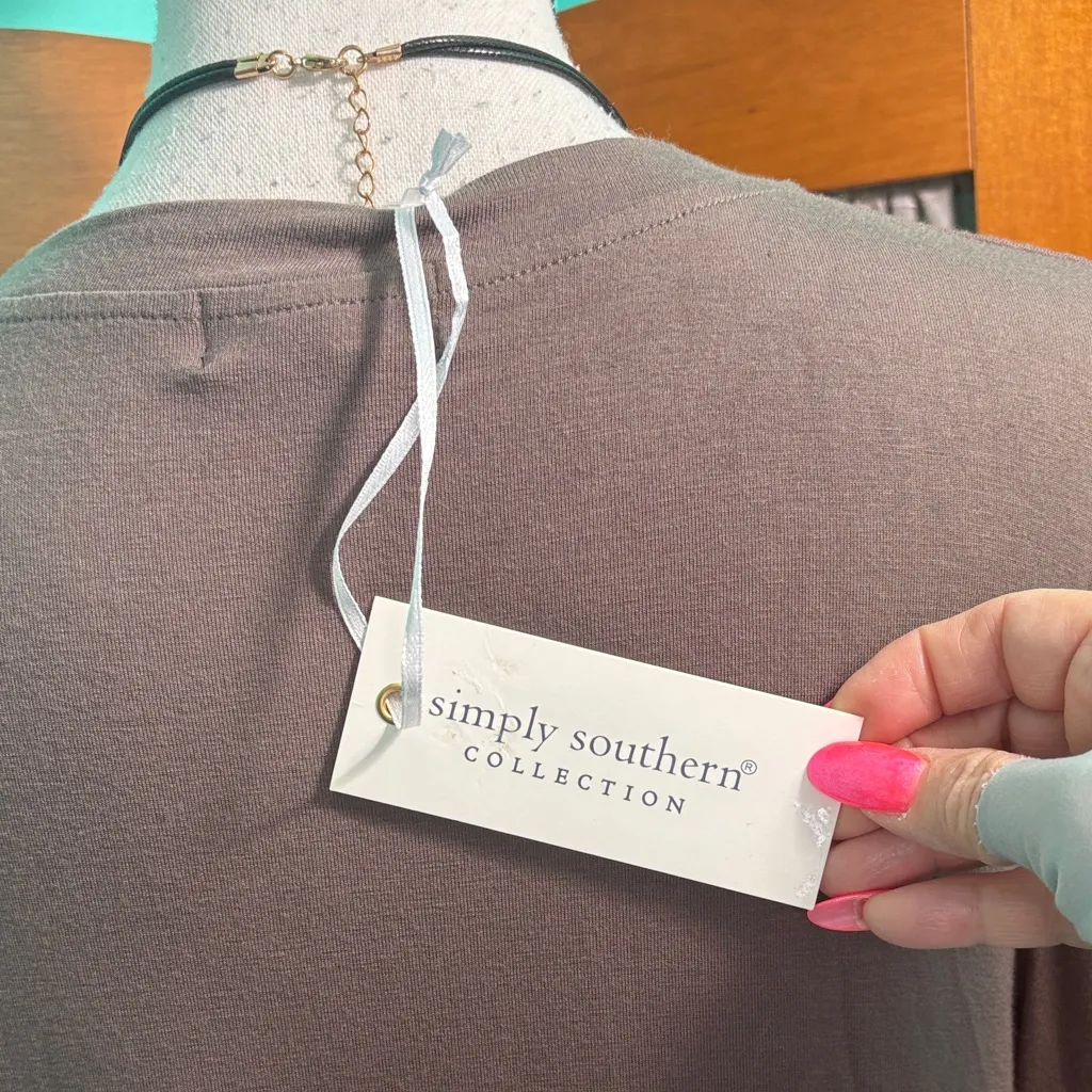 Simply Southern Collection Long split Sleeves with wrist ties - Image 9