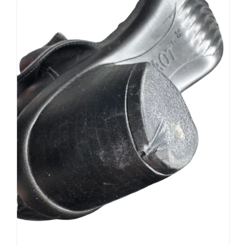 Naot Black Heels with Chunky Heel and Ankle Strap Size 7 - Image 8