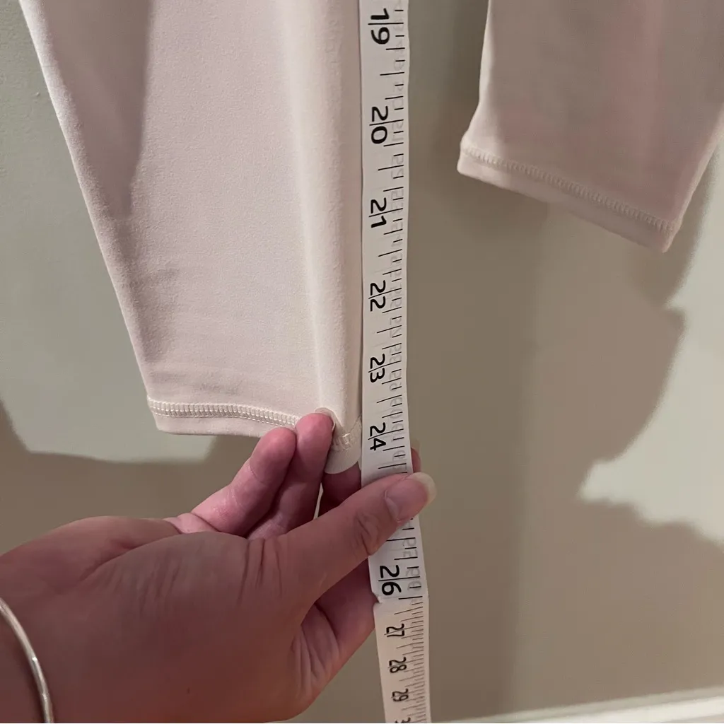 PureLuxe by Fabletics Cream Leggings - Image 8