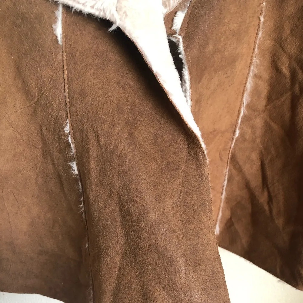 Faux Fur Vest - Image 5