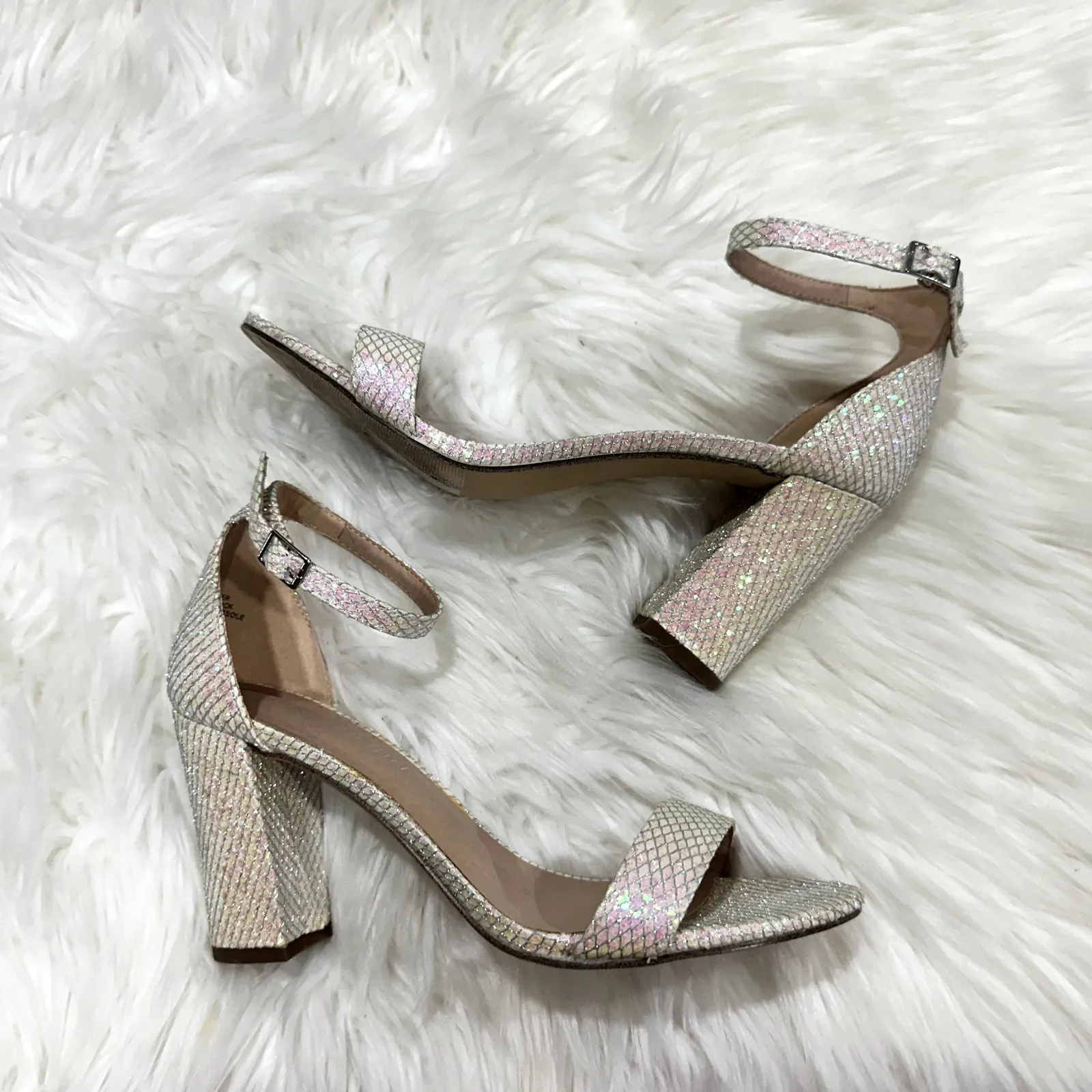 Madden Girl Beella Iridescent Block Heel Sandals Sz 8 - Image 5