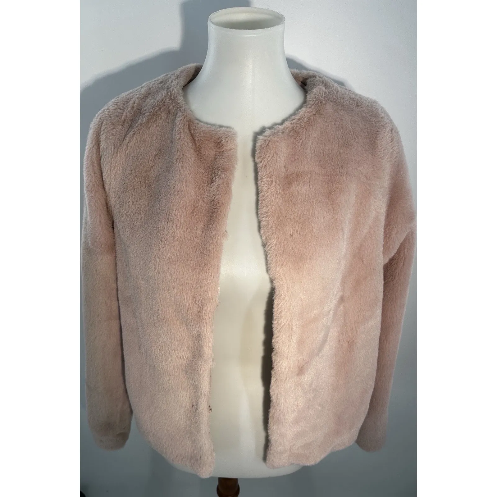 NWT H&M Divided Pink Faux Fur Jacket Women’s Small S Plush Soft Winter Coat Boho - Image 2