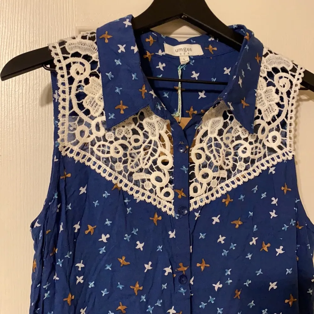 NWT Umgee sleeveless bird print crochet tank - Image 3