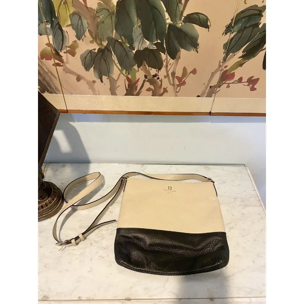 Kate Spade Crossbody Bag Womens Leather Pebble Purse Stripe Lining Shoulder Hand - Image 2