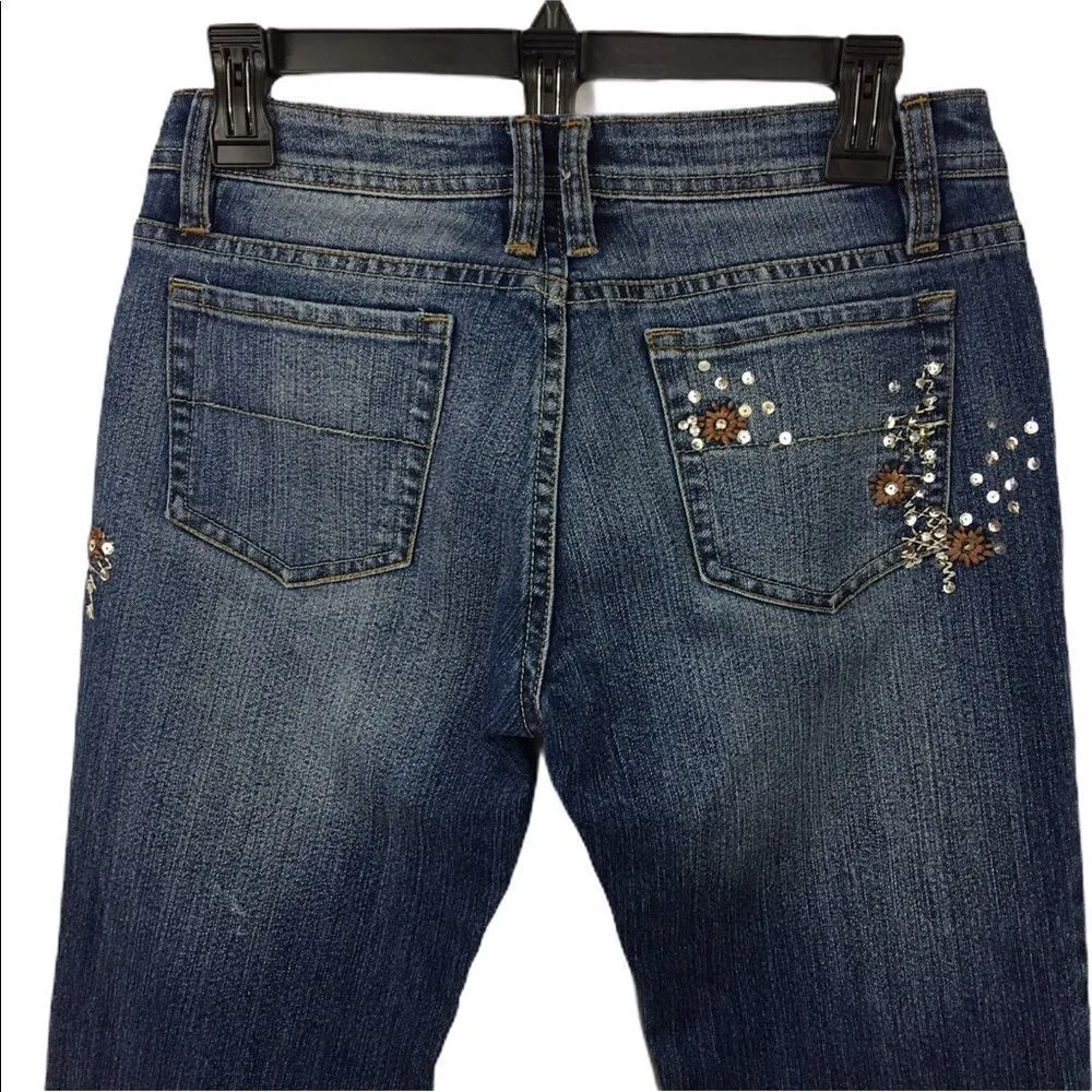 Clash bootcut flower stitched blue jeans size 5 - Image 5