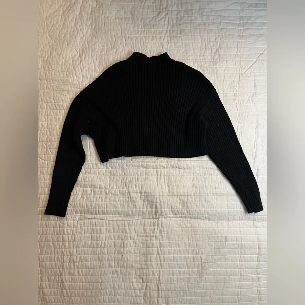 NWT Truth by Republic ribbed cropped mock neck sweater Black - Image 3