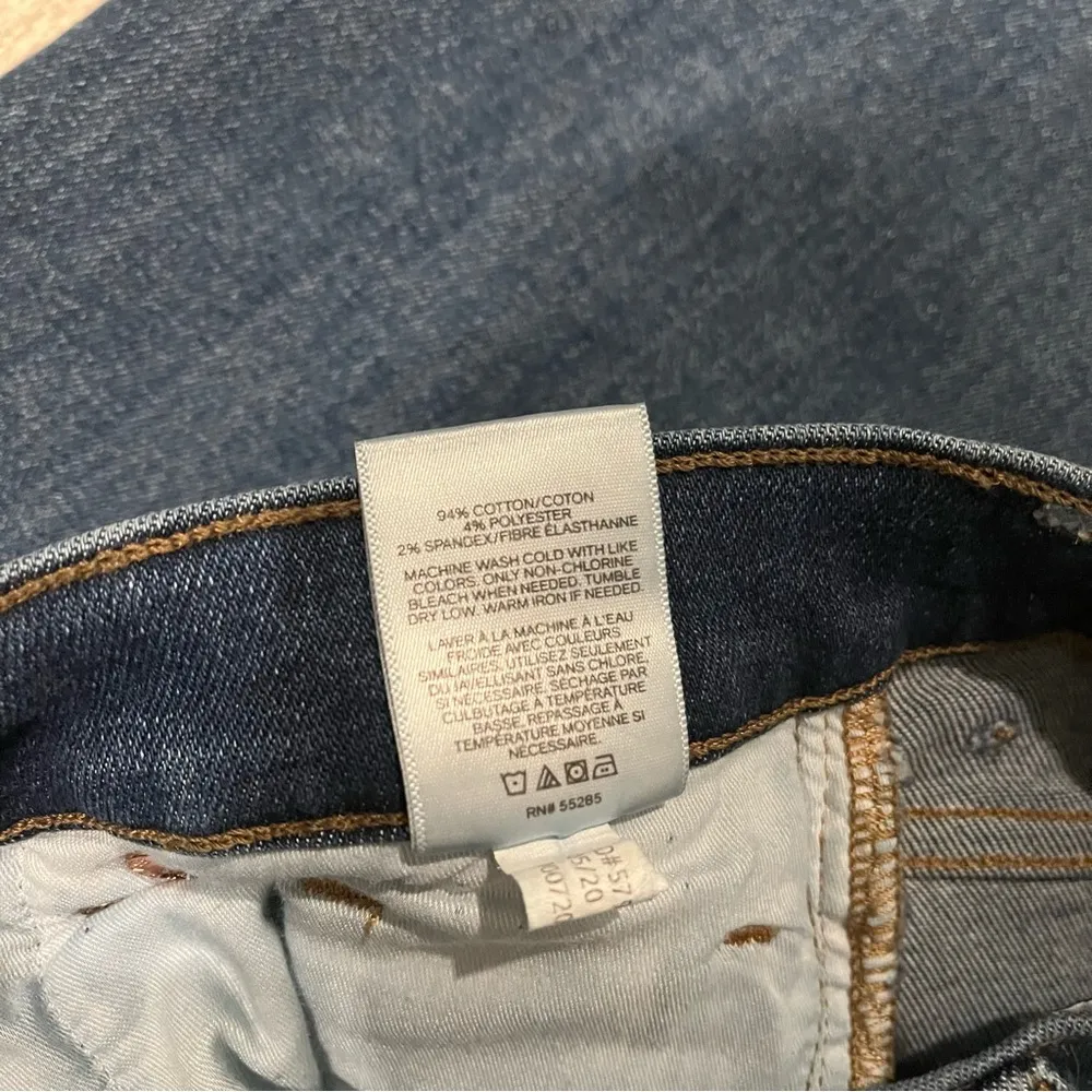 Express Slim Ankle Super High Rise Distressed Chewed Hem Jeans, Sz 2 - Image 14