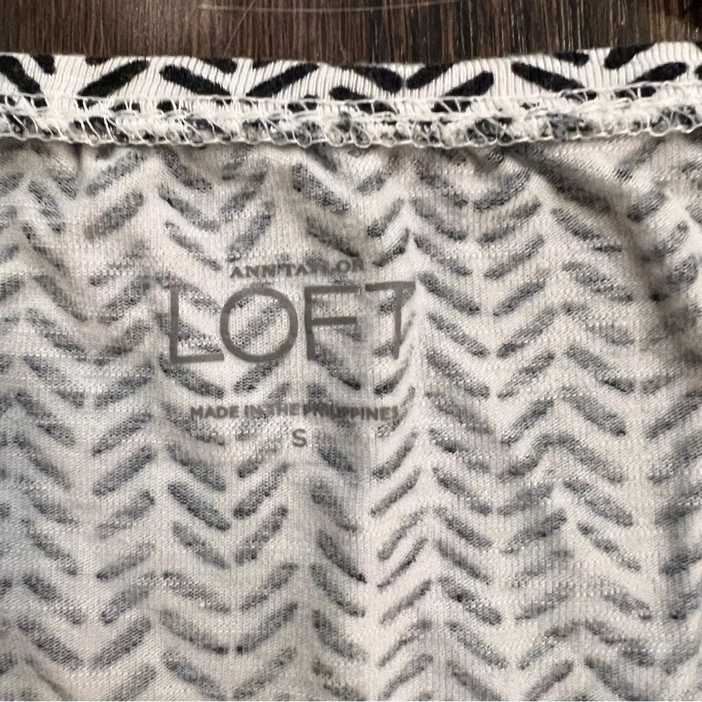 LOFT Black and White Ruffled Sleeveless Camisole - Image 6