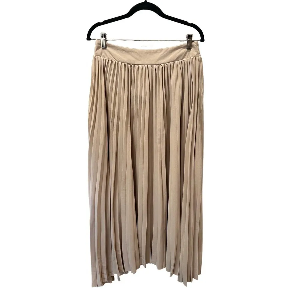 NWT Women’s Miamisty Preppy Pleated High waisted Maxi Skirt Medium Beige Tan - Image 2