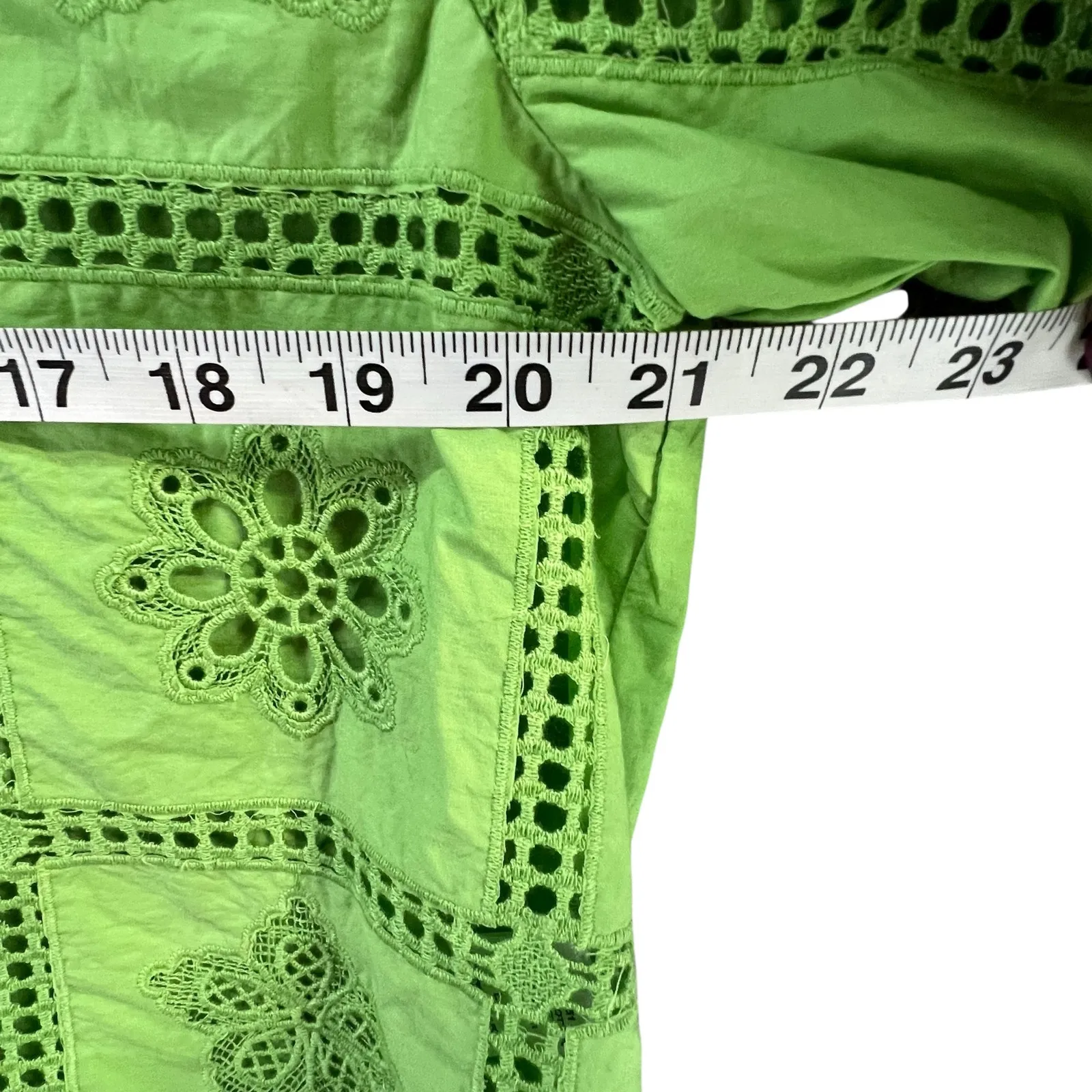 Love The Label Cassia Blouse Womens L Kiwi Green Embroidered Eyelet Boho Chic Size L - Image 8