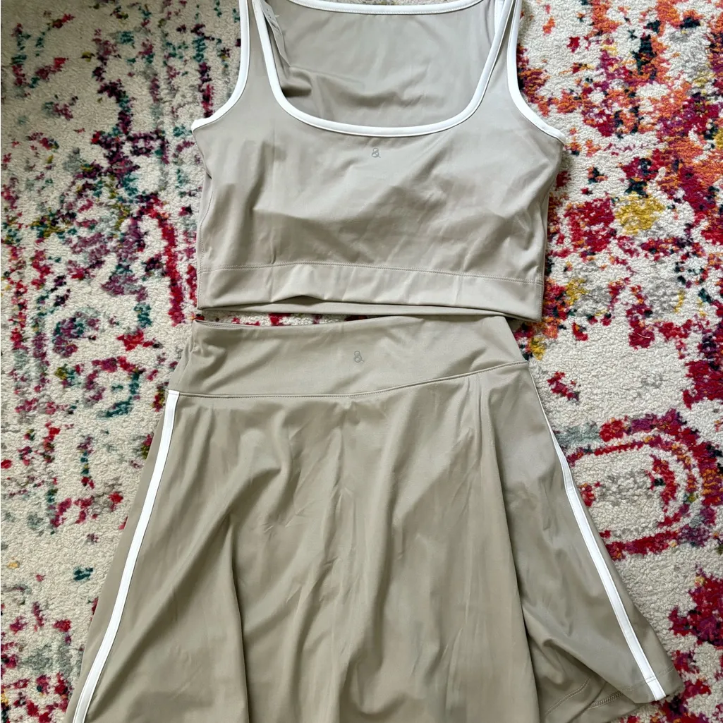 Lou & Grey Softsculpt Active Top and Skort Set - Image 7